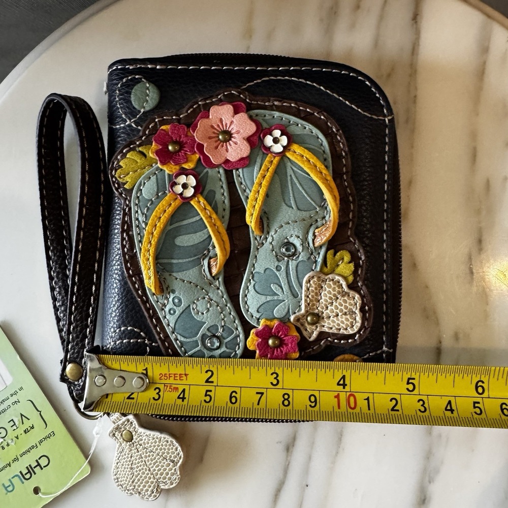 Chala Flip Flop Zip Around Wallet Wristlet NWT Summer Vibe 5"W x 6"H x 1"D NWT - Picture 10 of 11